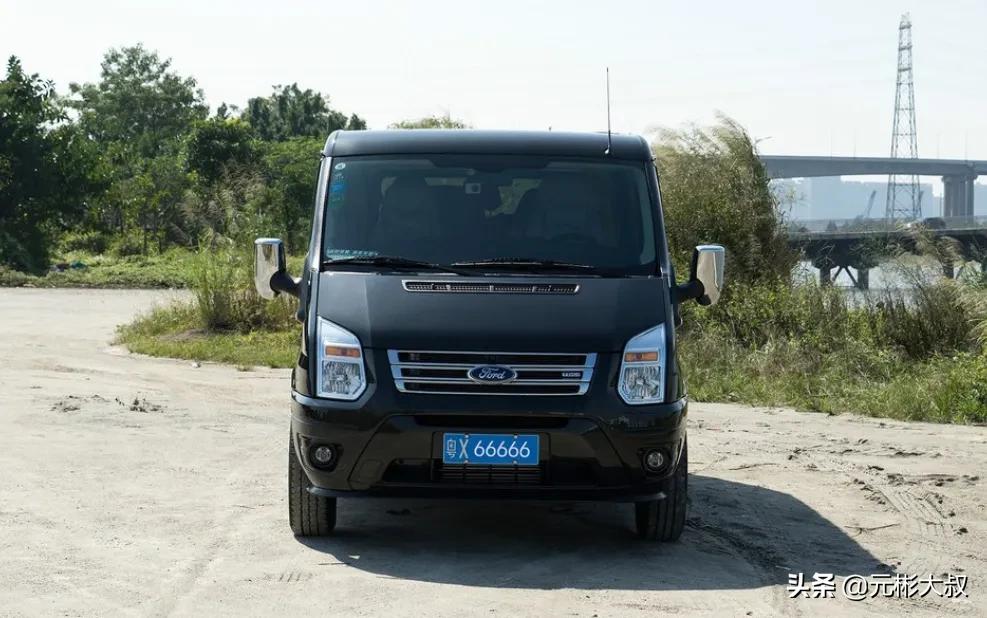 新世代全顺三代外观同堂您更喜欢哪一代这个车2006年上市在欧洲2013年