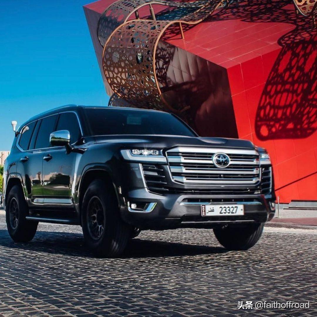 丰田兰德酷路泽lc300美照#越野改装##越野轮毂##陆巡