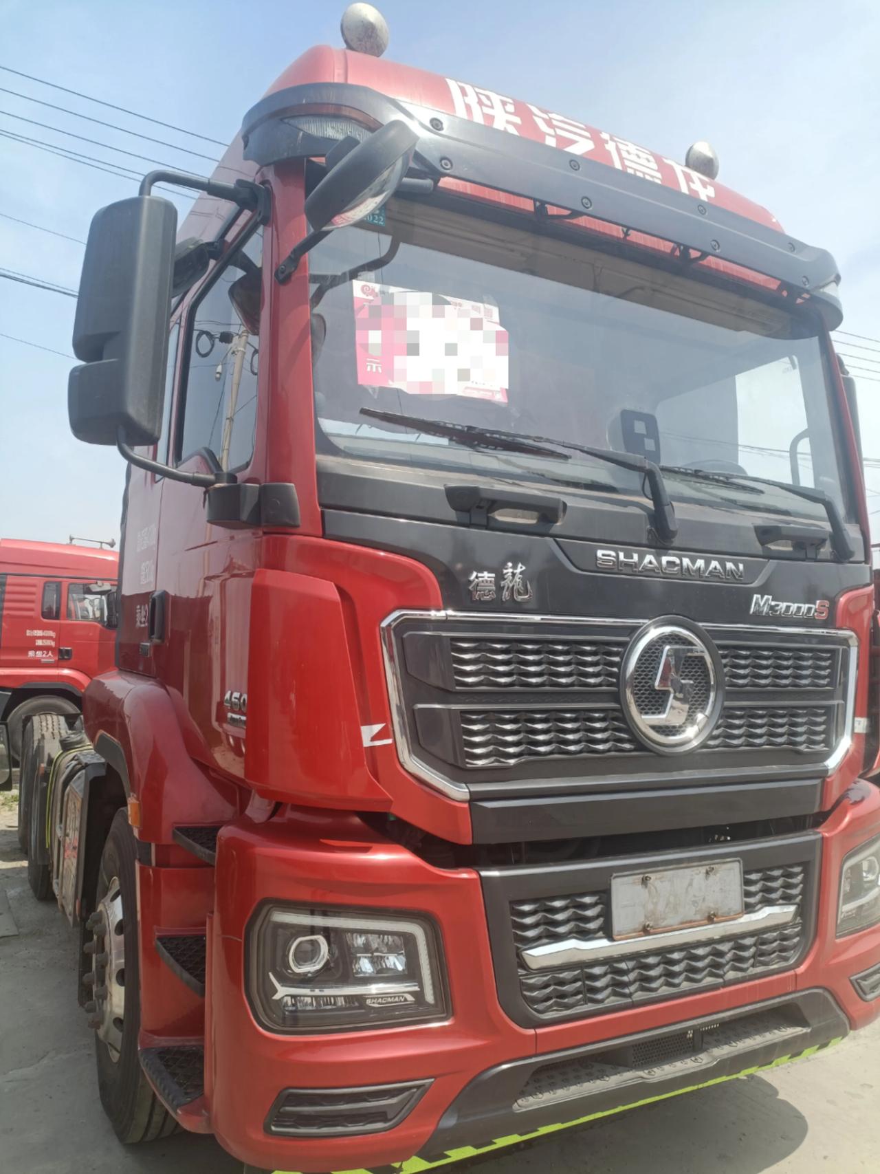 陕汽德龙m3000s二手牵引车 21年2月份,460马力,潍