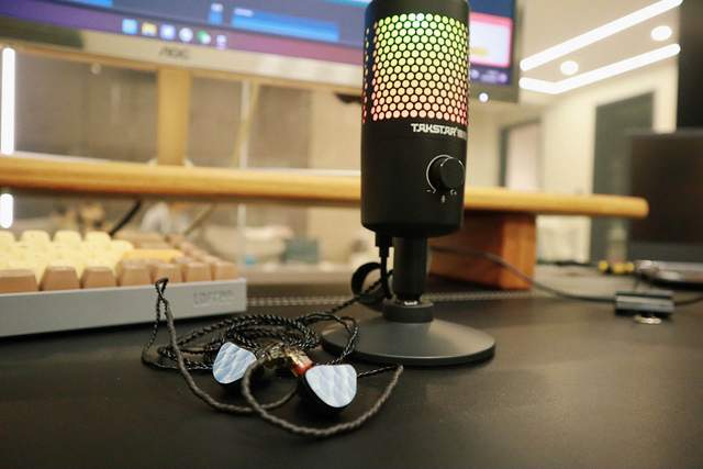 多场景应用，全方位收音｜得胜GX1数字录音麦克风评测