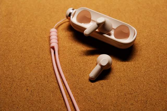 口袋里的太空舱-滑动开启蓝牙耳机音乐新体验