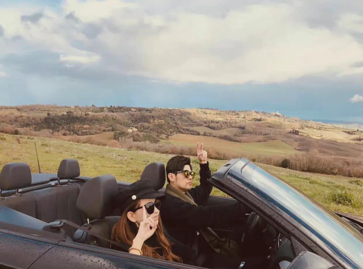 藤原拓海终究放弃了丰田86选择成为一个歌手他就是周杰伦