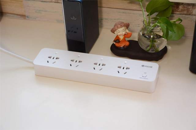 云电脑太贵？租不起就自己做，成本仅需一台向日葵智能插线板P1