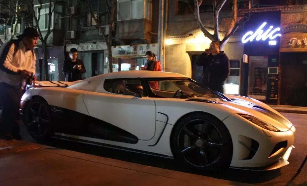 超级顶级富二代秦奋,豪车多的数不过来 他换豪车比普通人换手机