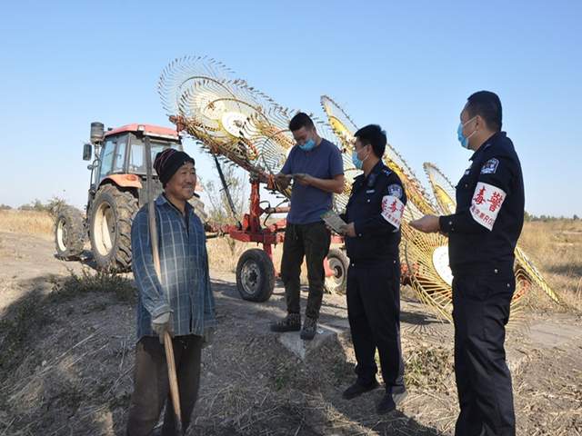 泰来派出所深入田间地头开展禁毒宣传活动