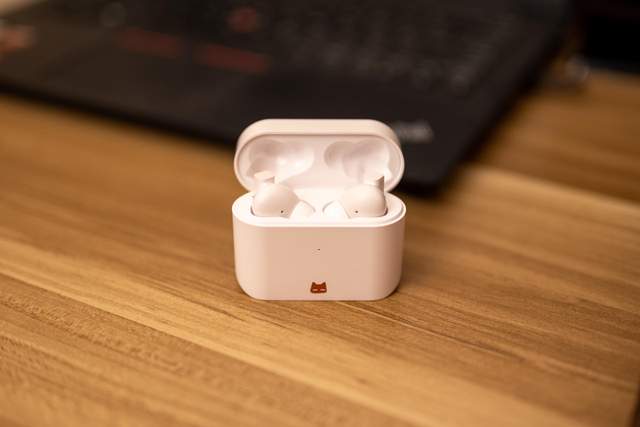 不仅高颜值，还有硬实力，水月雨猫饼蓝牙耳机上手体验