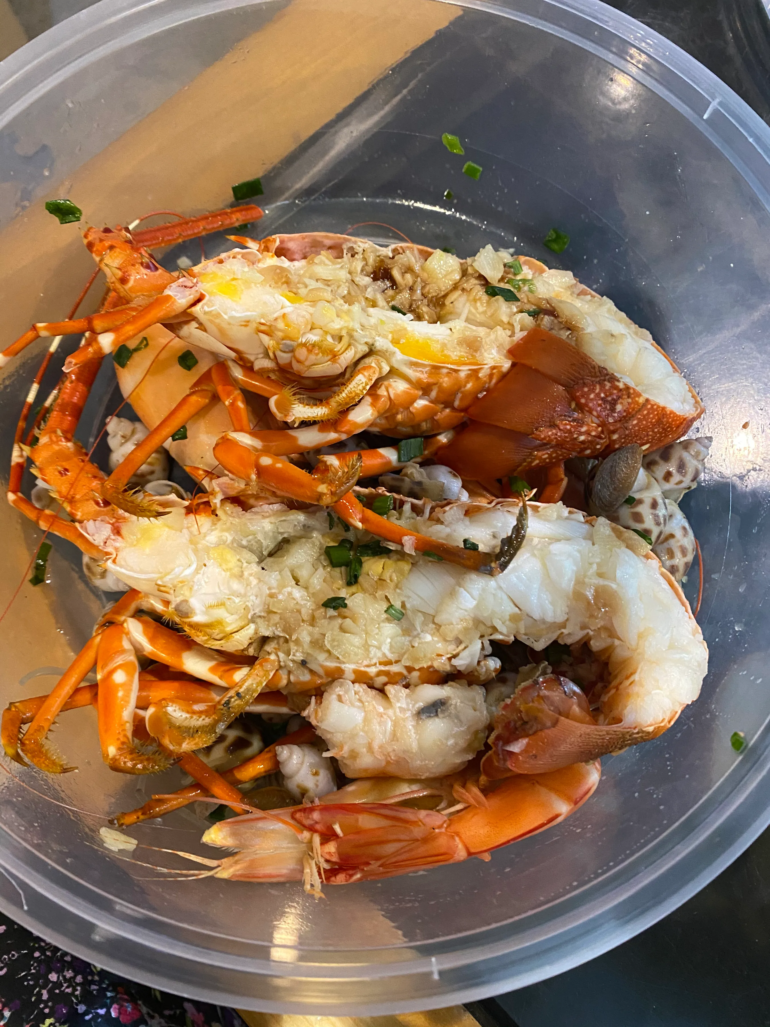 开一个海鲜饭店赚不赚钱 开海鲜店赚钱吗-世纪加盟网