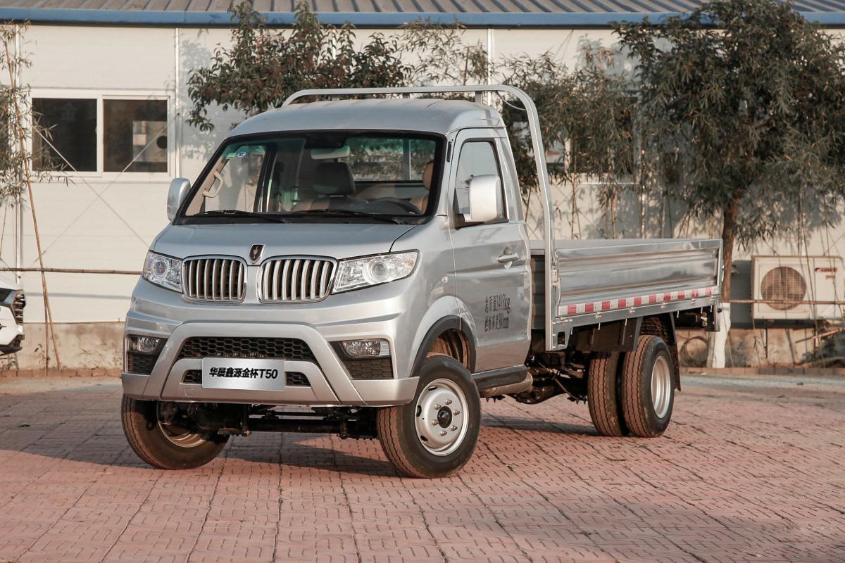 物流创富必备华晨鑫源金杯t5!在寒冷的冬季