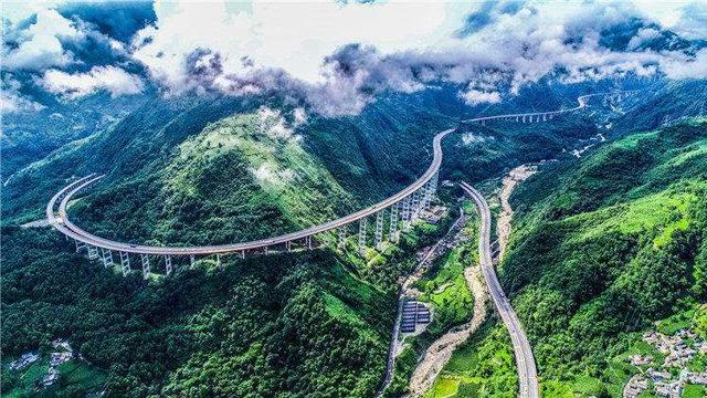 中国天路之雅西高速