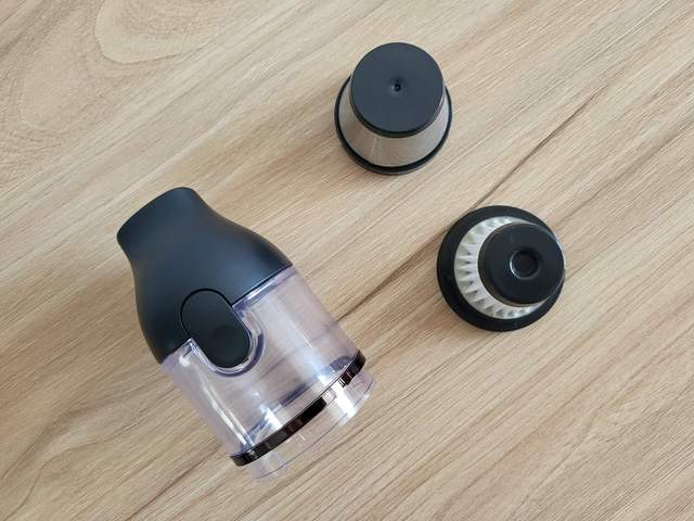 爱车一族的车内清洁神器分享——绿联车载吸尘器