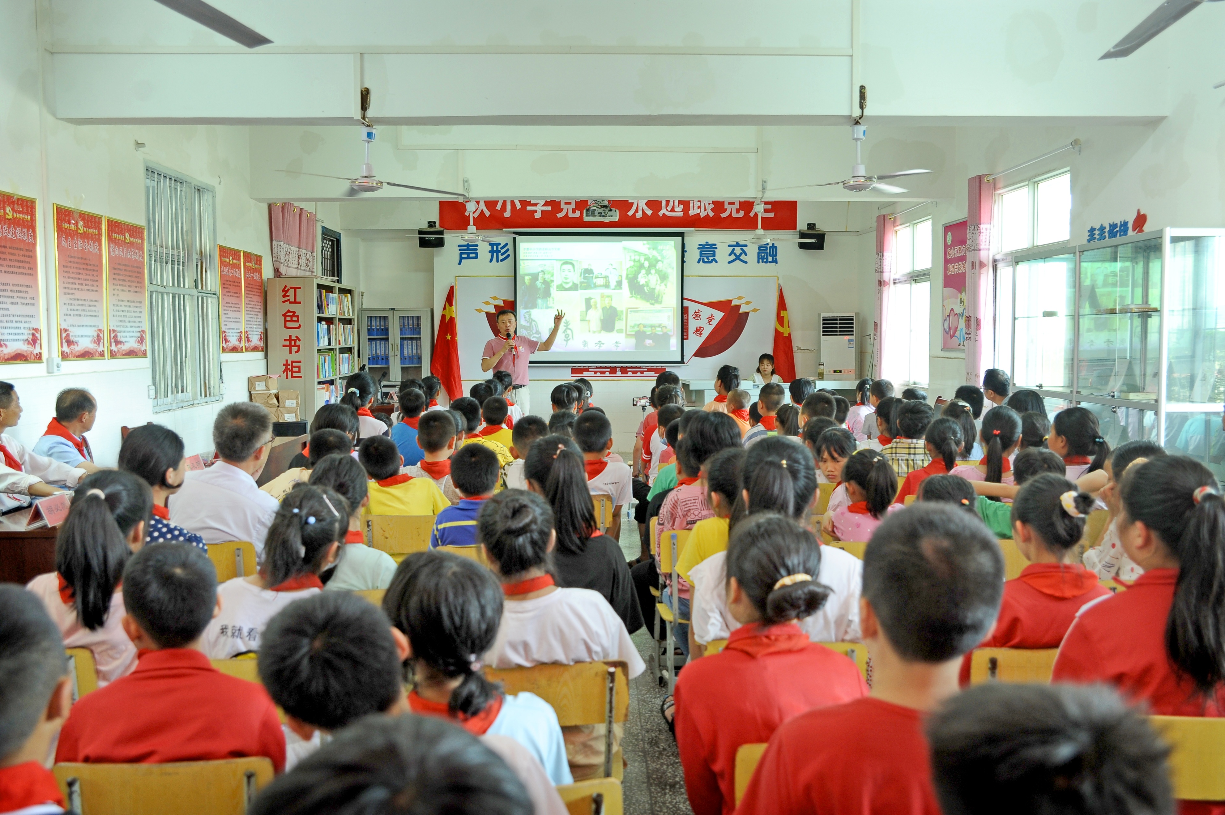 裴高才：达观处世，如师如友——我心中的泰山北斗喻公占华先生