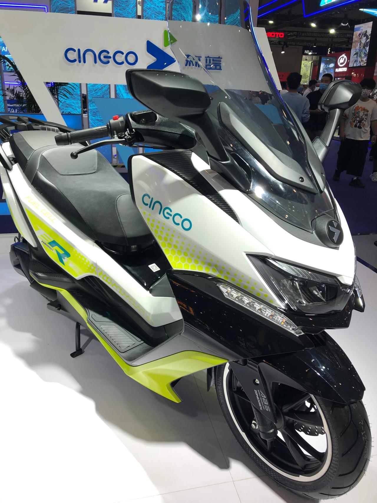 重庆头条#宗申摩托森蓝氢电混动摩托车fce-rt3逼格有点