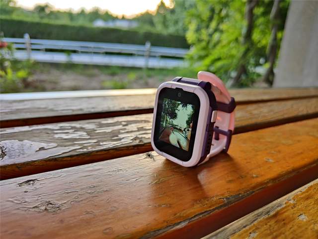 提前给孩子的六一儿童节礼物—支持微信畅聊的360儿童电话手表10X