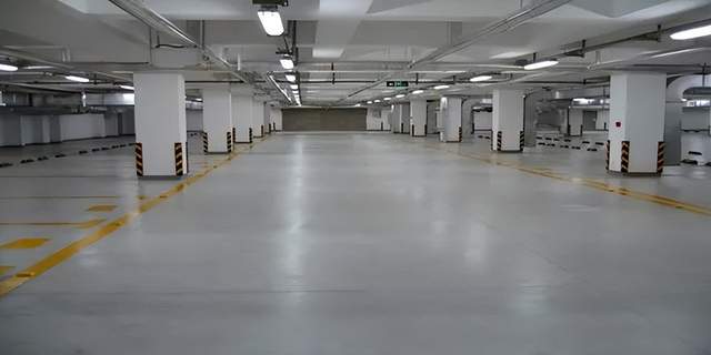 3分钟了解耐磨地坪分类(图1) 3分钟了解耐磨地坪分类(图1)