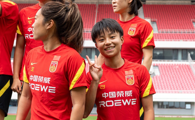 cctv5直播女足再战鱼腩正常赢40李影全胜夺首冠