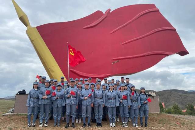 大青山支队图片