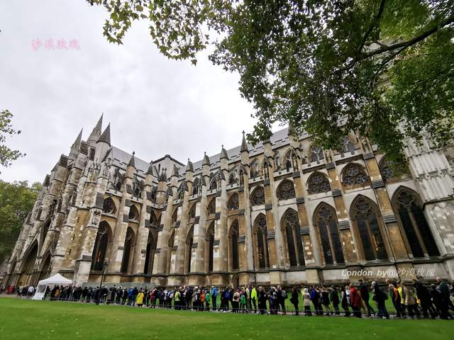 英国女王去世，96岁传奇的一生，王室这些地方，你去过几个呢？