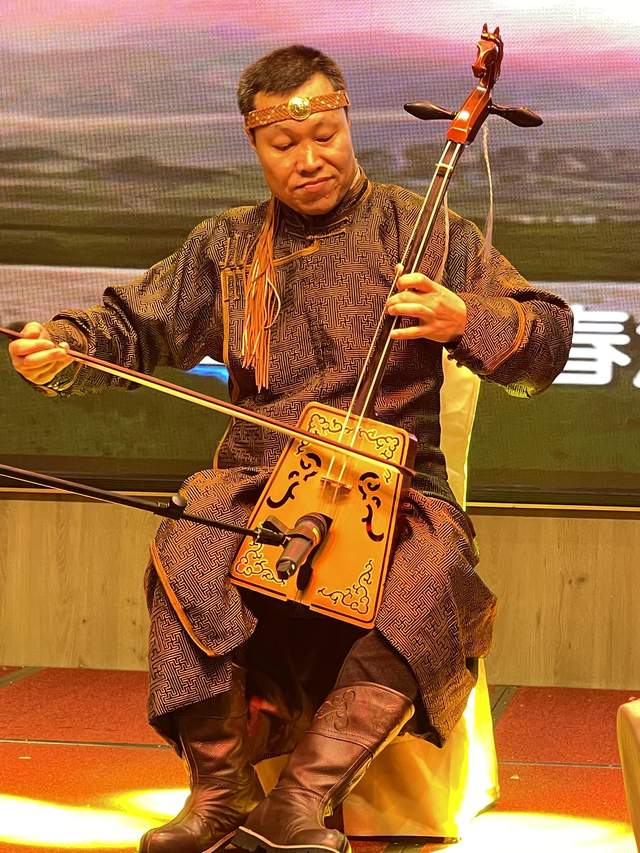 贺喜格图——来自大草原的游牧歌手在深圳 - 哔哩哔哩