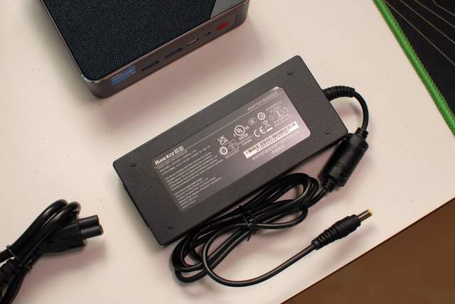 XIAOMI之外的选择，零刻 SEi12 Pro 迷你主机