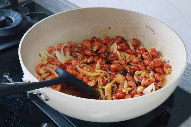 厨房油烟救星？专为中式厨房设计：cleadeep净味净烟机体验