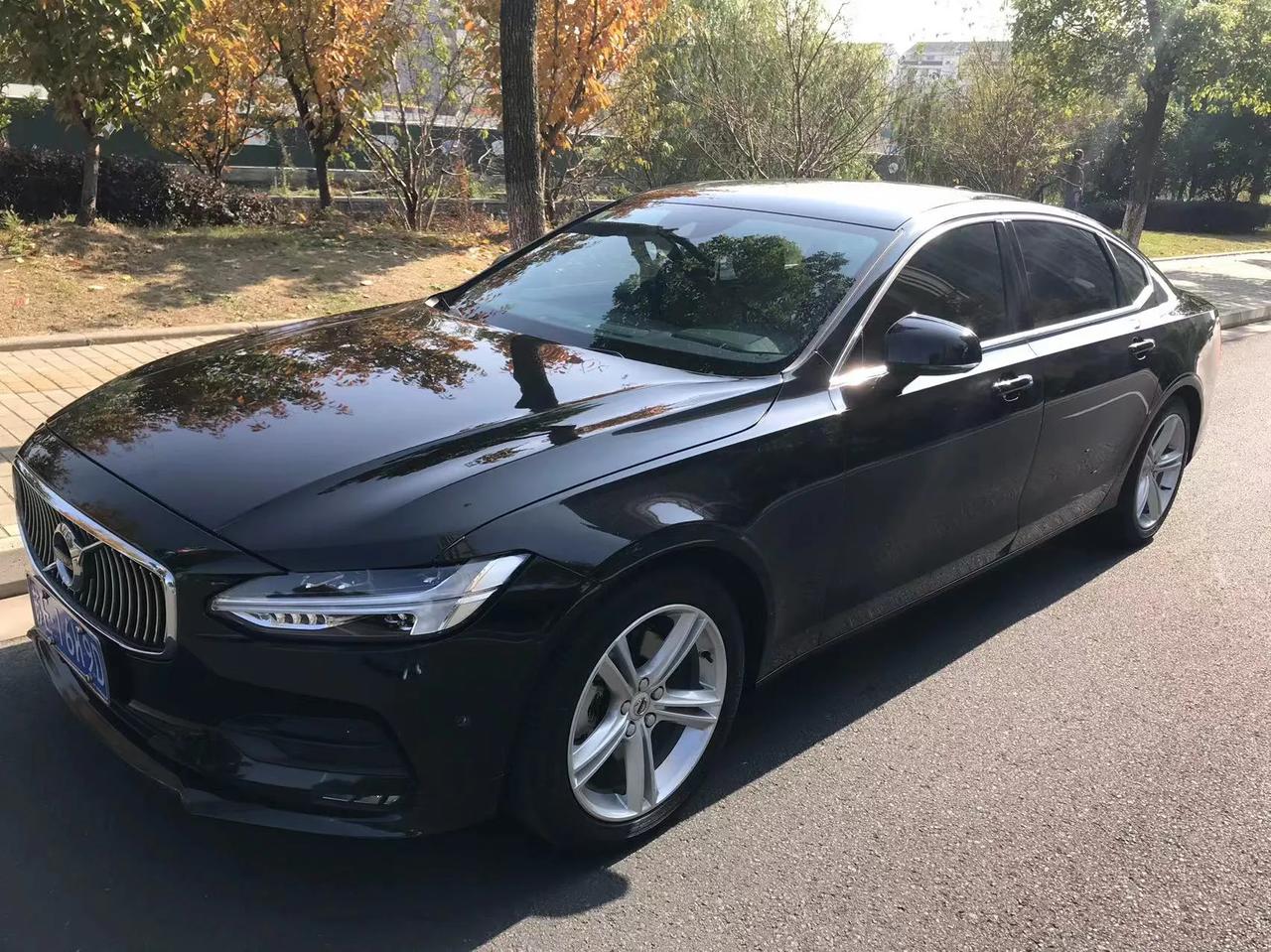 2017款沃尔沃s90出售