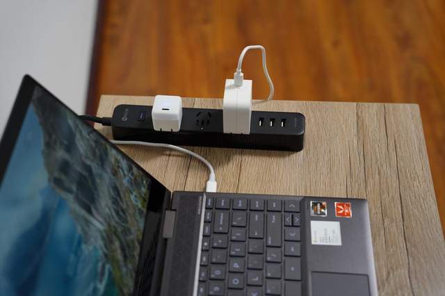 不仅能分孔位单独控制，还能远程开关电脑 这款智能插线板绝了