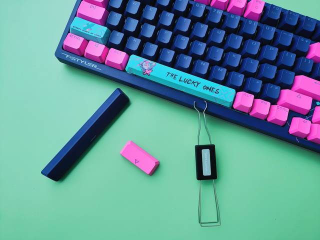 双飞燕飞时代联名“这，就是街舞”FS98机械键盘评测，一秒让你入潮！