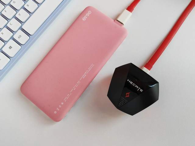 专为电竞游戏量身打造——漫步者GT4 S雷霆版双模游戏耳机体验测评