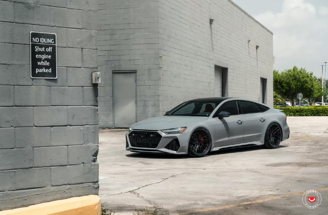 黑武士# #奥迪改装# #低趴# #奥迪# #奥迪rs7# #德系车#2021-09-14