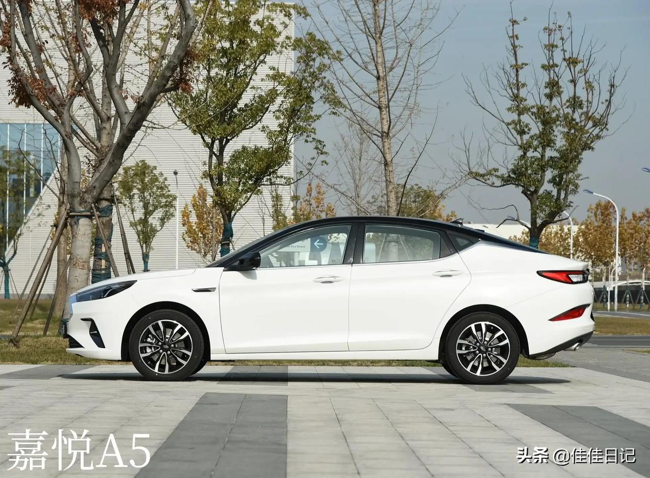 国民家娇10万以内的家用轿车更佳亲民快来领取你的爱车紧凑型轿车