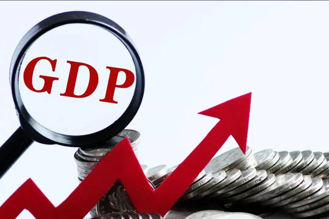 中国顶住了经济下滑的巨大压力，今年上半年GDP实现正增长