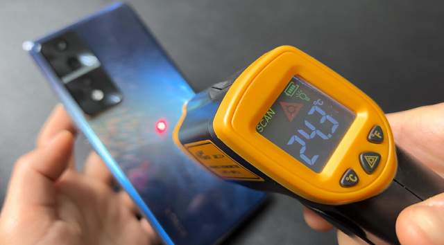 都说荣耀80 GT太贵？但在我看来，这款机型的性能被严重低估了