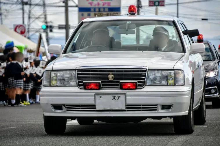 老车欣赏～丰田皇冠 toyota crown 2000款 g