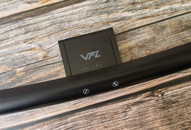 屏幕挂灯是智商税?说说我使用VFZ屏幕挂灯的感受