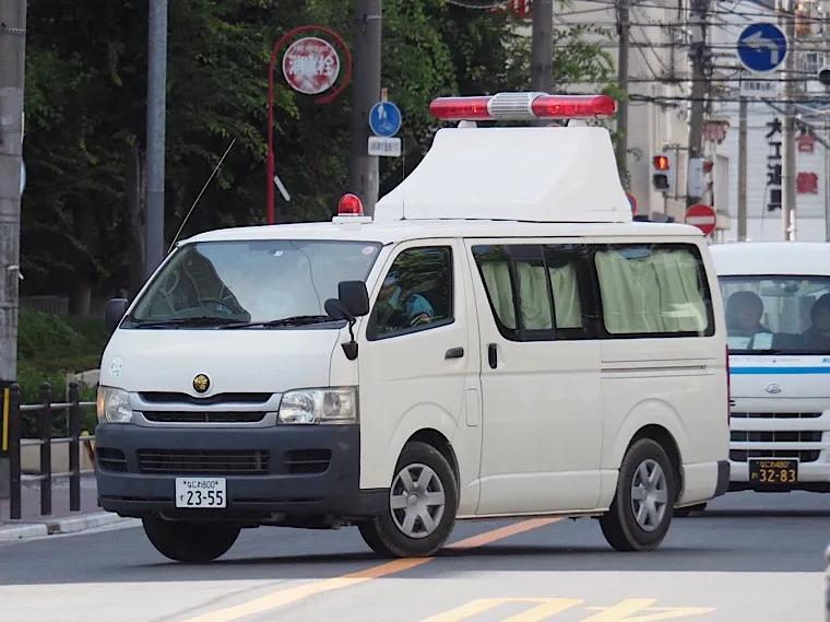 经典车欣赏～丰田海狮 toyota hiace 日本警车 警
