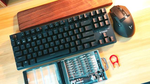 百元级别竟然是三模？而且是“海王”？！随意切换无压力！