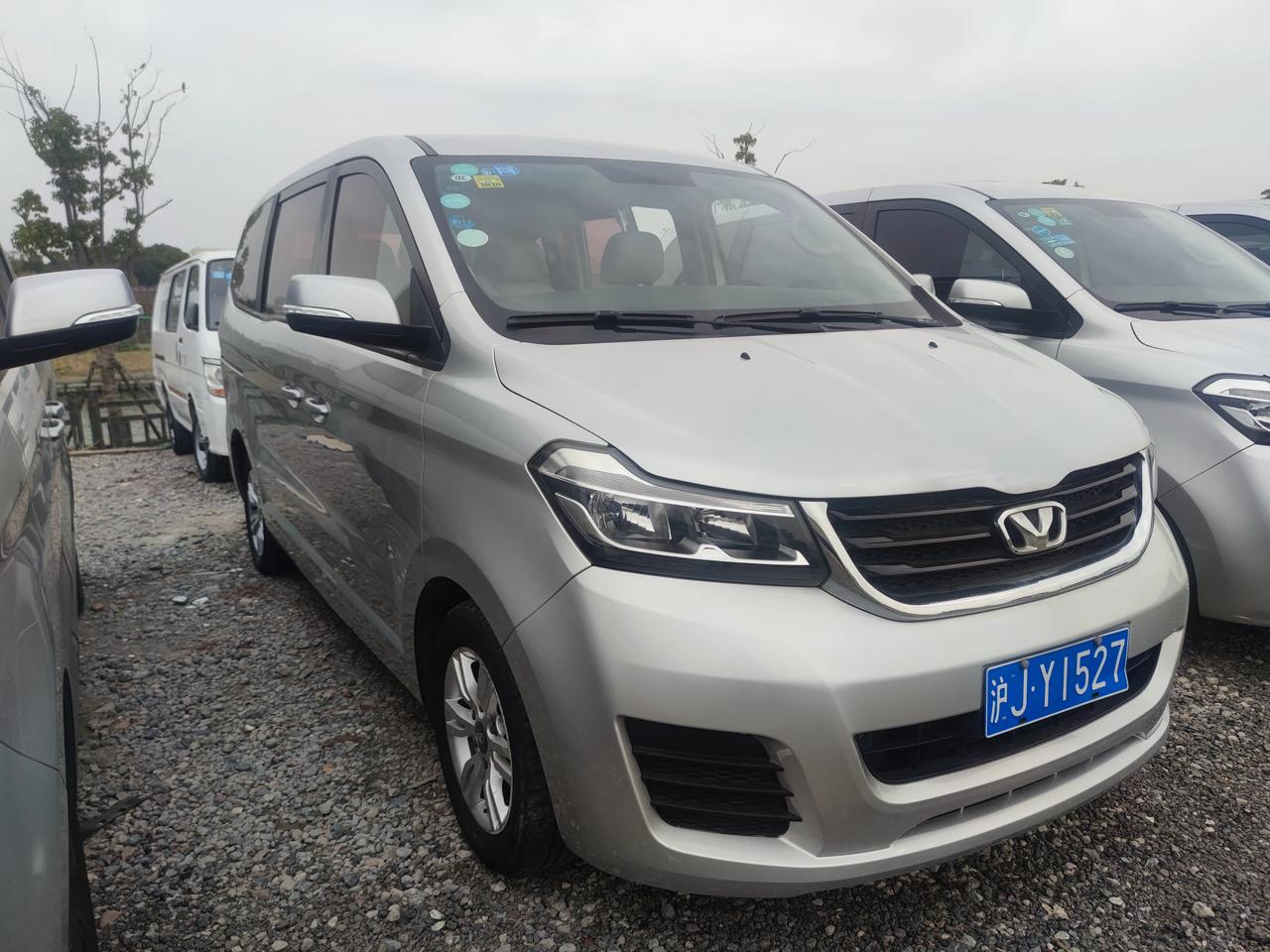 新到17年华晨华颂,自动挡2.0,全车原版原漆,低价出售,另