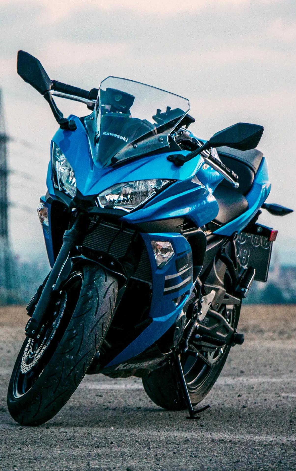 人到底是为谁而活高清唯美汽车桌面需要拿走