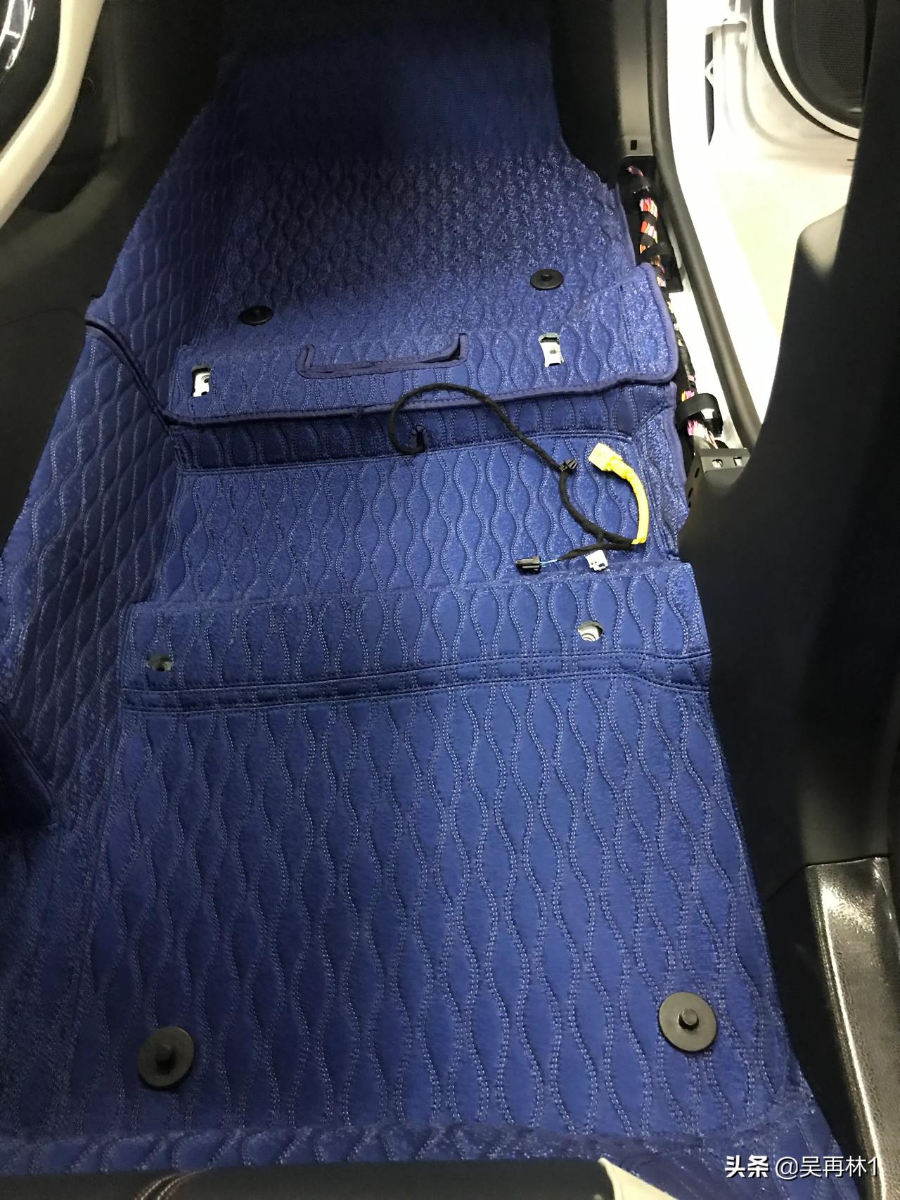 比亚迪秦plus dmi55旗舰,提车第二天必须软包撸起来