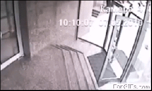 门，也会捣乱的