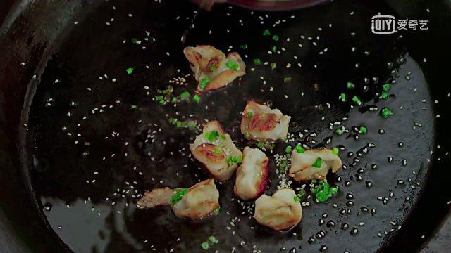 ��ʦ�Ĺ�װ��(����ϵĹ�װ�硶��������ڱ�Ʈ�죬�������������ˣ��ݼ�ȴ����)