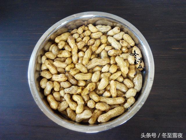 煮花生的做法