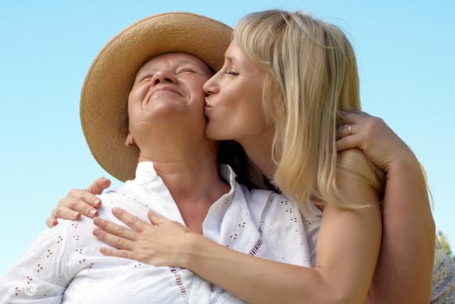 雌孕激素上皮角化