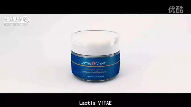 医生示范身体乳