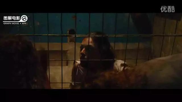 医生示范身体乳