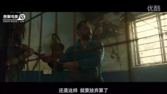 医生示范身体乳