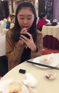牛哥美女内涵gif动图:请问这是什么游戏,没看够