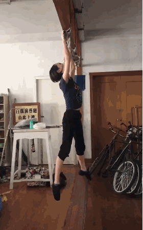 牛哥美女内涵gif动图16p：维密天使最性感的一张动图