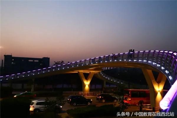 西安邮电学院是几本