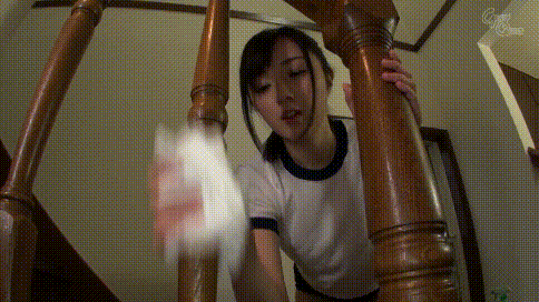 牛哥美女内涵gif动图17p:妹子擦那么干净做什么呢?